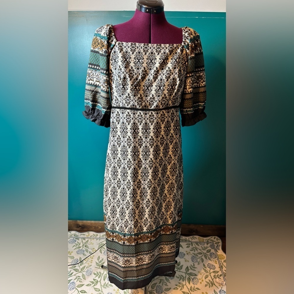 Suzanne Betro Black and White Bishop Sleeve Dress